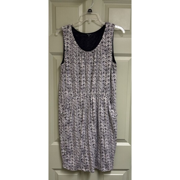 GARNET HILL Pullover Tencel Dress Size Medium Pockets Stretch Sleeveless Casual - Picture 1 of 13
